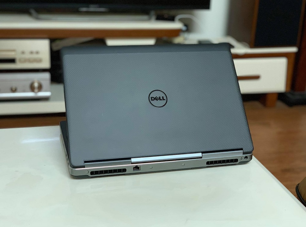 Dell Precision 7510 - I7 6820HQ - M1000M 2GB